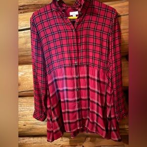 SUPER CUTE PLAID TOP BY SOFT SURROUNDINGS. LIKE NEW CONDITION.